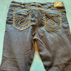 Silver women’s jeans size 20w. Hemmed to 30.5”